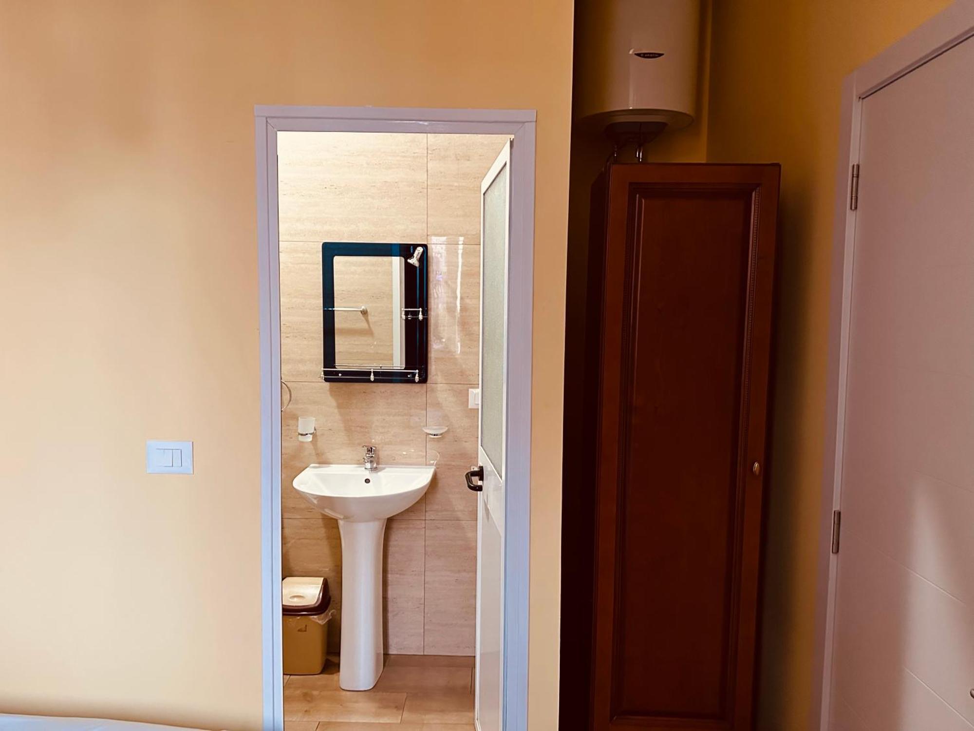 Auto Tana Guest House Тирана Экстерьер фото