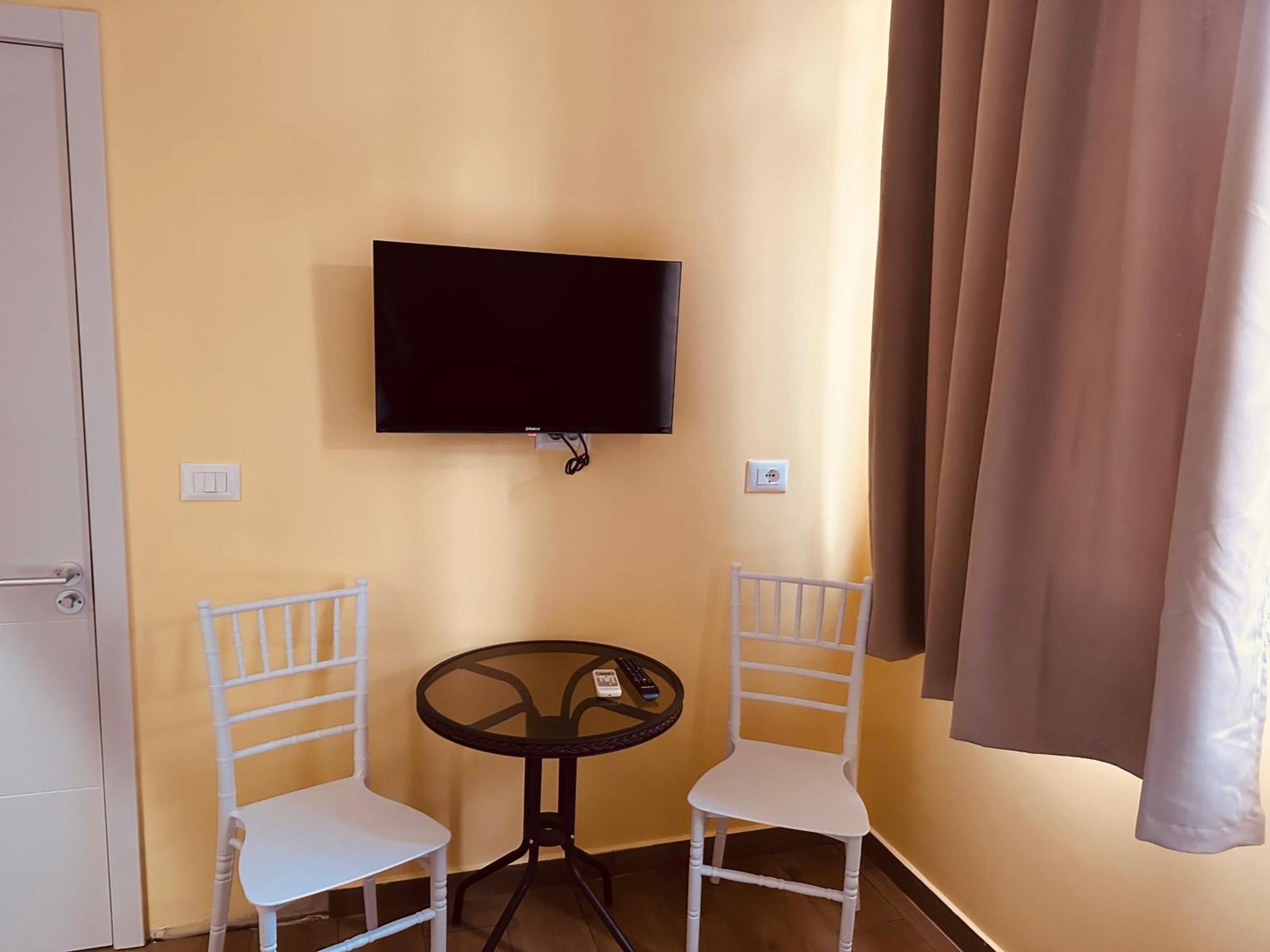Auto Tana Guest House Тирана Экстерьер фото