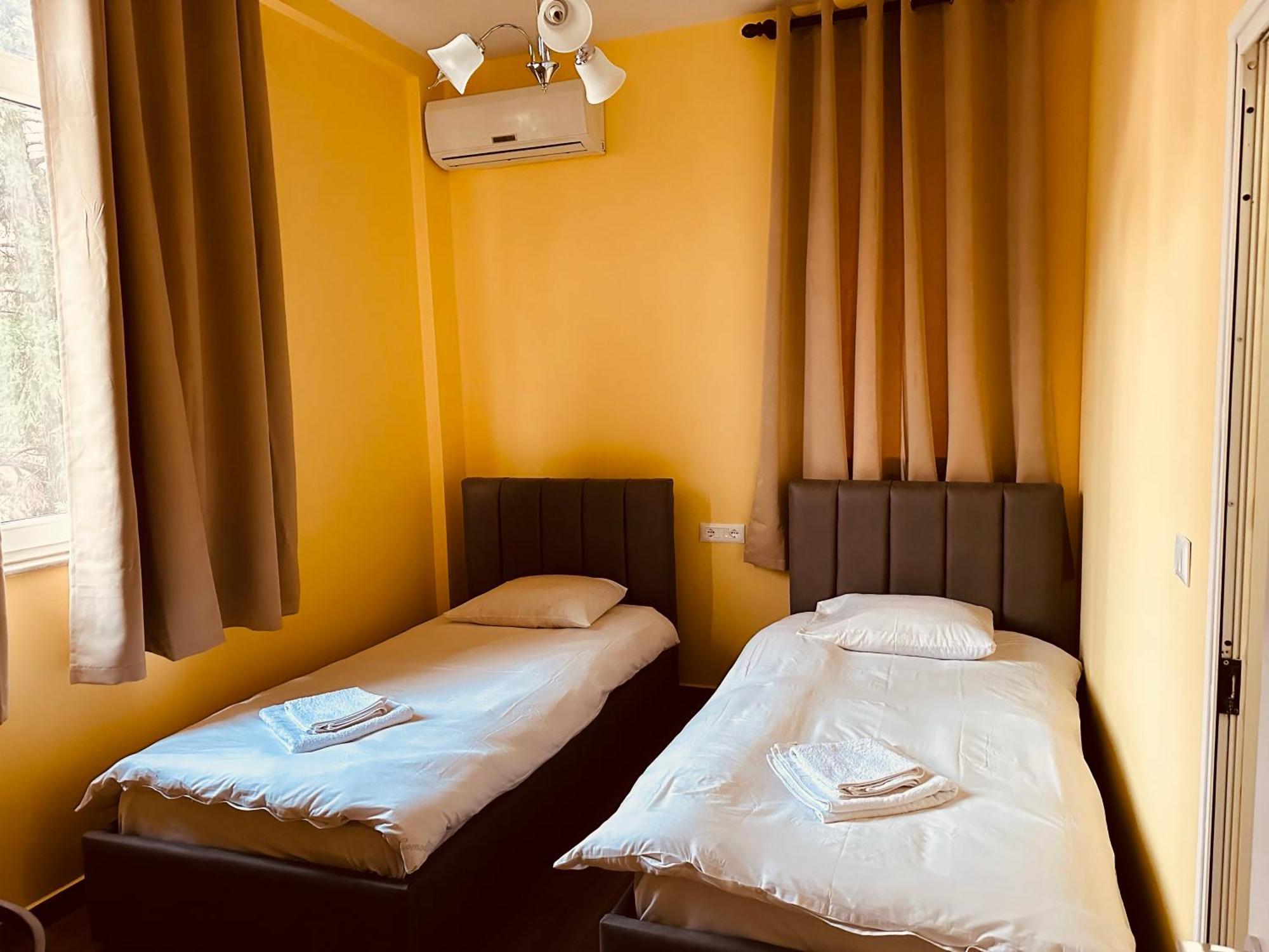 Auto Tana Guest House Тирана Экстерьер фото