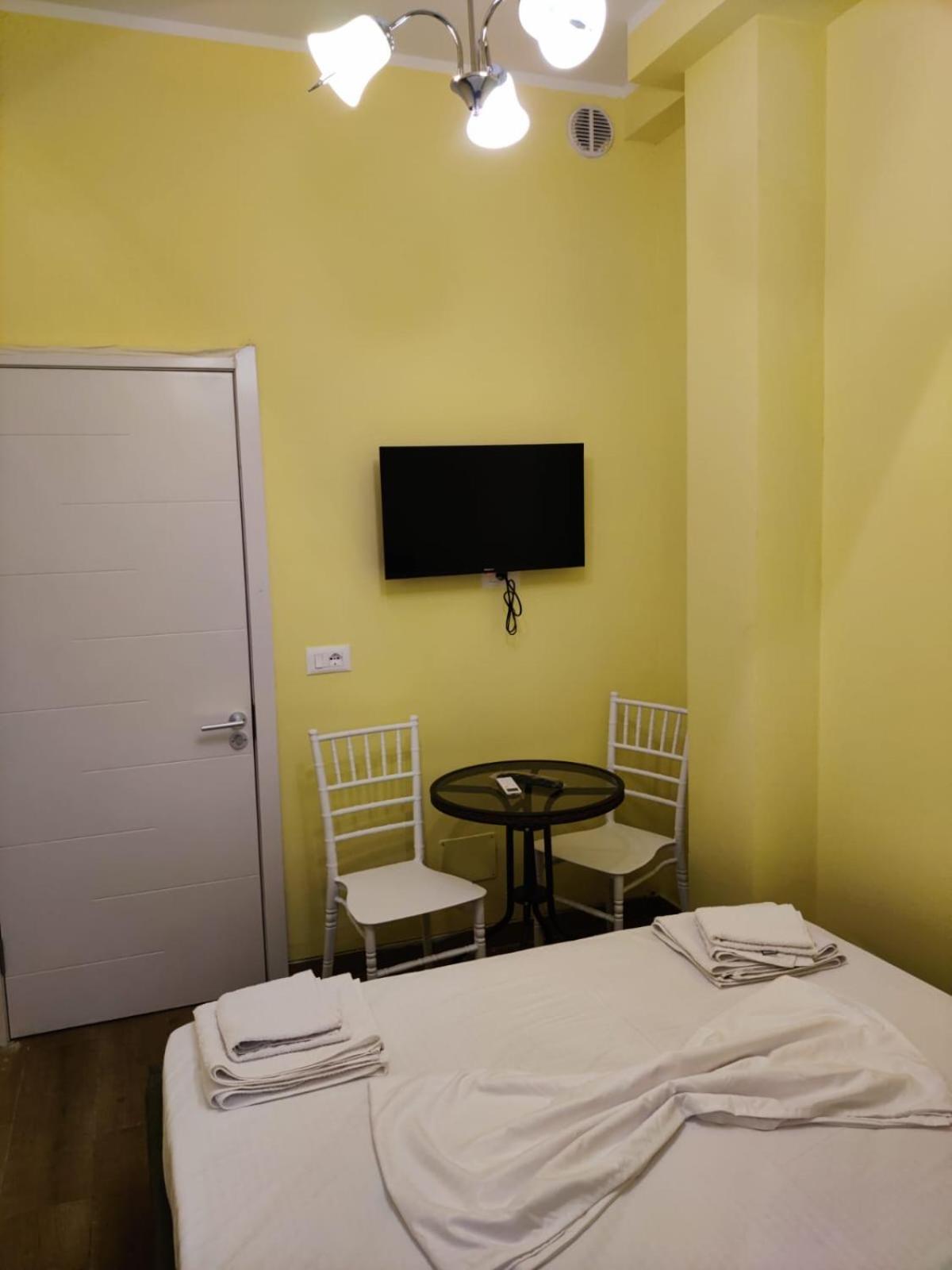 Auto Tana Guest House Тирана Экстерьер фото